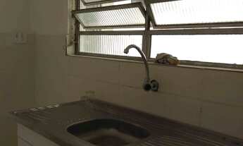 Imagem 3: Casa com 01 dormitório, sala, cozinha, banheiro e área de serviço - com 01 vaga de garagem