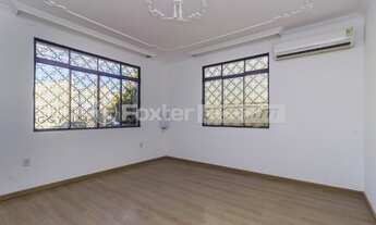 Imagem 3: FOXTER vende casa com 161 metros quadrados com 2 quartos em Passo da Areia - Porto Alegre