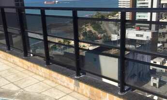 Imagem 1: Apartamento, com 2 quartos, móveis projetados, lazer vista-mar, em Meireles