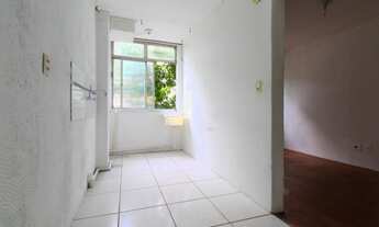 Imagem 4: Porto Alegre - Apartamento Padrão - Santa Tereza