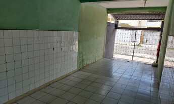 Imagem 3: Ótima oportunidade de Venda de uma Casa de 300 m2 Benfica com 12 quartos para transformar