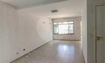 Imagem 4: Excelente Sobrado, muito iluminado e arejado, bem conservado e com boa distribuição dos am