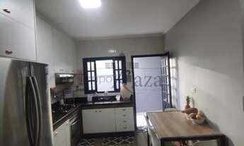 Imagem 2: Casa Térrea - Residencial Bosque dos Ipês - 3 Dormitórios 1 Suíte - 150m²