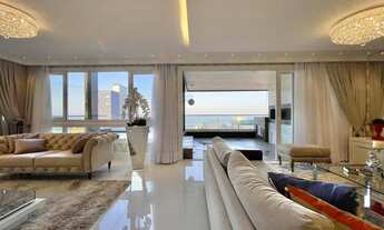 Imagem 2: Piscina privativa com vista para o mar, mobiliado e decorado 4 suítes estuda imóvel de men