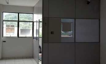 Imagem 5: Sala ampla em corredor de serviço