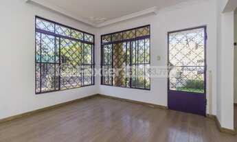 Imagem 2: FOXTER vende casa com 161 metros quadrados com 2 quartos em Passo da Areia - Porto Alegre