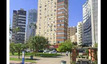 Imagem 14: Excelente Oportunidade apartamento reformado em prédio de frente ao mar