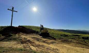 Imagem 3: Terrenos de 600m² em Condomínio fechado - Portaria e Segurança 24hrs