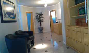 Imagem 6: Ampla sala no centro