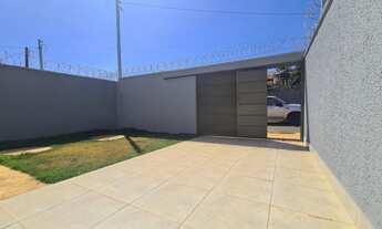 Imagem 2: Goiânia - Lorena Park - Vendo Casa nova - 3 Quartos c/ suíte - Tem Quintal no fundo