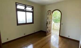 Imagem 4: Casa Comercial Bairro Floresta 5 Qts 4 Banheiros com 360 m2 de Lote!