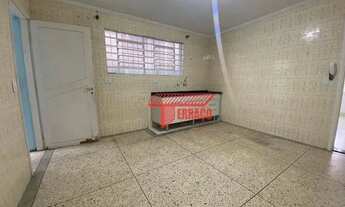 Imagem 2: Casa para aluguel possui 116 metros quadrados com 2 quartos em Jardim do Estádio - Santo A