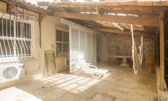 Imagem 2: Apartamento Garden para Aluguel com 130m2 com 2 Quartos na 1a Quadra da Praia de Copacaba