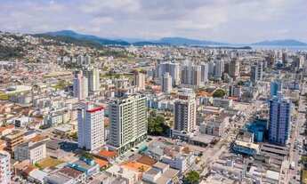 Imagem 2: Apartamento para venda possui 103 metros quadrados com 2 quartos em Kobrasol - São José