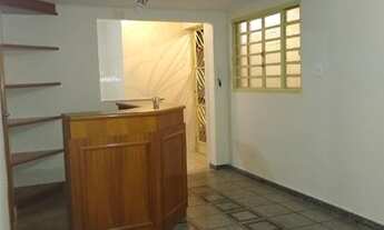 Imagem 4: Casa geminada à venda, pronta para morar, quartos c/ armários, 1 suíte, garagem p/ 1 carro