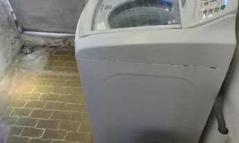 Imagem 6: Casa em rua pública