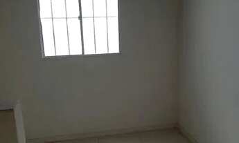 Imagem 4: Aluga-se Casa na Ponta Grossa-rua 3 de maio ligar