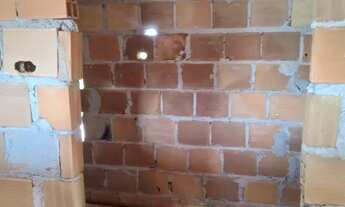 Imagem 4: Vendo casa faltando acabamento. Em catu ba