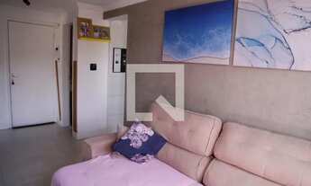 Imagem 3: Apartamento para Aluguel - Vila Zat, 2 Quartos, 42 m2