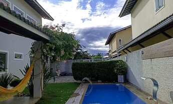 Imagem 2: Casa com 3 suítes no Miragem, piscina privativa e jardim