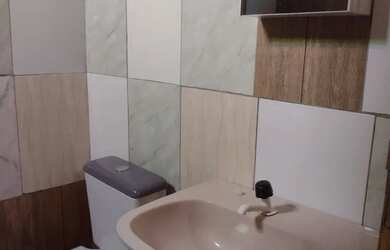 Imagem 15: ALUGO kitnet apto CaSAL sem Filhos Não paga energia e nem água