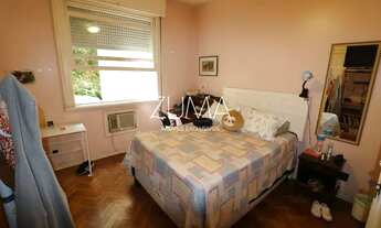 Imagem 2: Posto 6 próximo ao metrô 227 metros 4 qtos, 1 vg