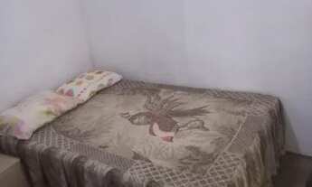 Imagem 5: Casa em rua pública