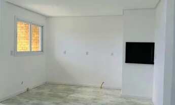 Imagem 4: LINDA CASA GEMINADA COM ÓTIMA ILUMINAÇÃO NATURAL, E ACABAMENTOS IMPECÁVEIS!! MUITO BEM LOC