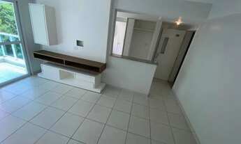 Imagem 7: Alugo Apartamento 2/4 + dependencia Alphaville