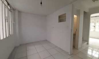 Imagem 6: Sobrado com 3 quartos para alugar por R$ 2500.00, 75.70 m2 - CAJURU - CURITIBA/PR