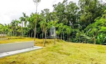 Imagem 3: Cond. Hípica Max Garden, Sobrado de 943,83m² com 4 sutes, 6 vagas na Chácara Santo Antôni