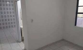 Imagem 2: 2 cômodos zona leste