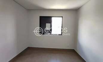 Imagem 6: Casa para aluguel, 3 quartos, 1 suíte, 1 vaga, Alto Umuarama - Uberlândia/MG