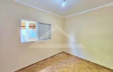 Imagem 10: Casa térrea para venda e locação no Bairro Parque Residencial Cândido Portinari, próximo a