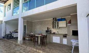 Imagem 2: Casa com 3 dormitórios e 2 vagas de garagem Itinga