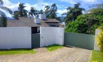 Imagem 2: Casa em Carvoeira