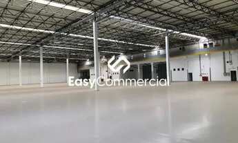 Imagem: Galpão de 5.200 m² com doca em Atibaia