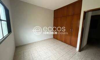 Imagem 5: Casa para aluguel, 3 quartos, 1 suíte, 2 vagas, Cidade Jardim - Uberlândia/MG