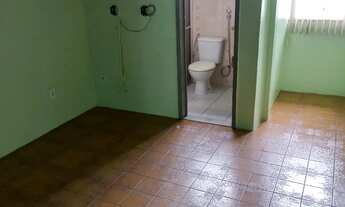 Imagem 7: Alugo casa cohatrac 1.800 próximo shopping passeio 4 quartos sendo 2 suítes