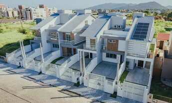 Imagem 3: Casa para Venda em Florianópolis, Campeche, 3 dormitórios, 1 suíte, 3 banheiros, 2 vagas