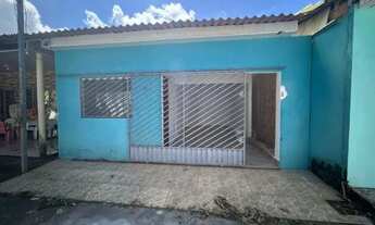 Imagem: Casa em condomínio fechado de 1/4 em Bengui!!