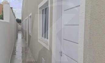 Imagem 2: Sobrado com 2 quartos, sala, cozinha, banheiro, área de serviço