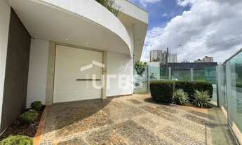 Imagem 2: Sobrado comercial com fino acabamento