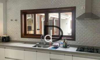 Imagem 3: Casa com 5quartos sendo 2 suites , 220 m² - venda por R$ 1.550.000 ou aluguel por R$ 9.539