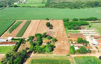 Imagem 2: Sítio à venda com 15.257 m², com casa e poço artesiano em Guatapará/SP