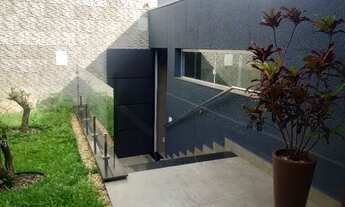 Imagem 2: Casa Sarzedo Casa com 3 dormitórios