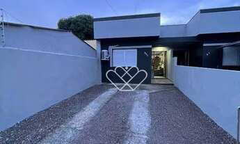 Imagem 2: Charme e Conforto: Sobrado com Piscina e Área Gourmet no Bairro São Jerônimo em Gravataí!