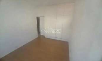 Imagem: Apartamento - / Residencial / Laranjeiras