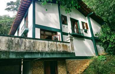 Imagem 2: Casa para locação tem 600 metros quadrados com 4 quartos