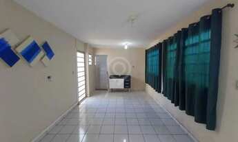 Imagem: Casa - / Comercial / Núcleo Residencial